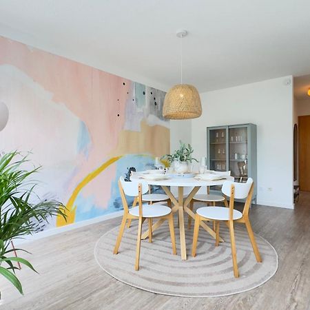 Fewo Am Park - 4P, Boxspringbett, Balkon, Smarttv, Gesundbrunnen, Familienfreundlich Halle  외부 사진