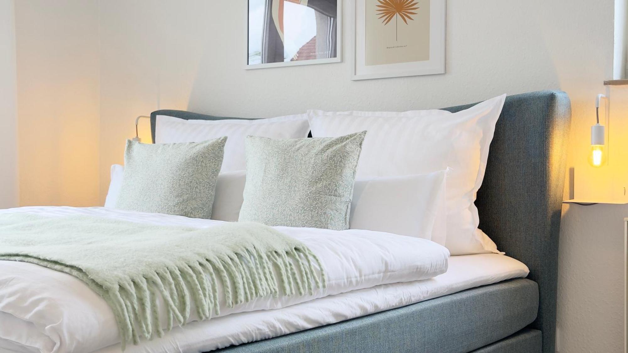 Fewo Am Park - 4P, Boxspringbett, Balkon, Smarttv, Gesundbrunnen, Familienfreundlich Halle  외부 사진