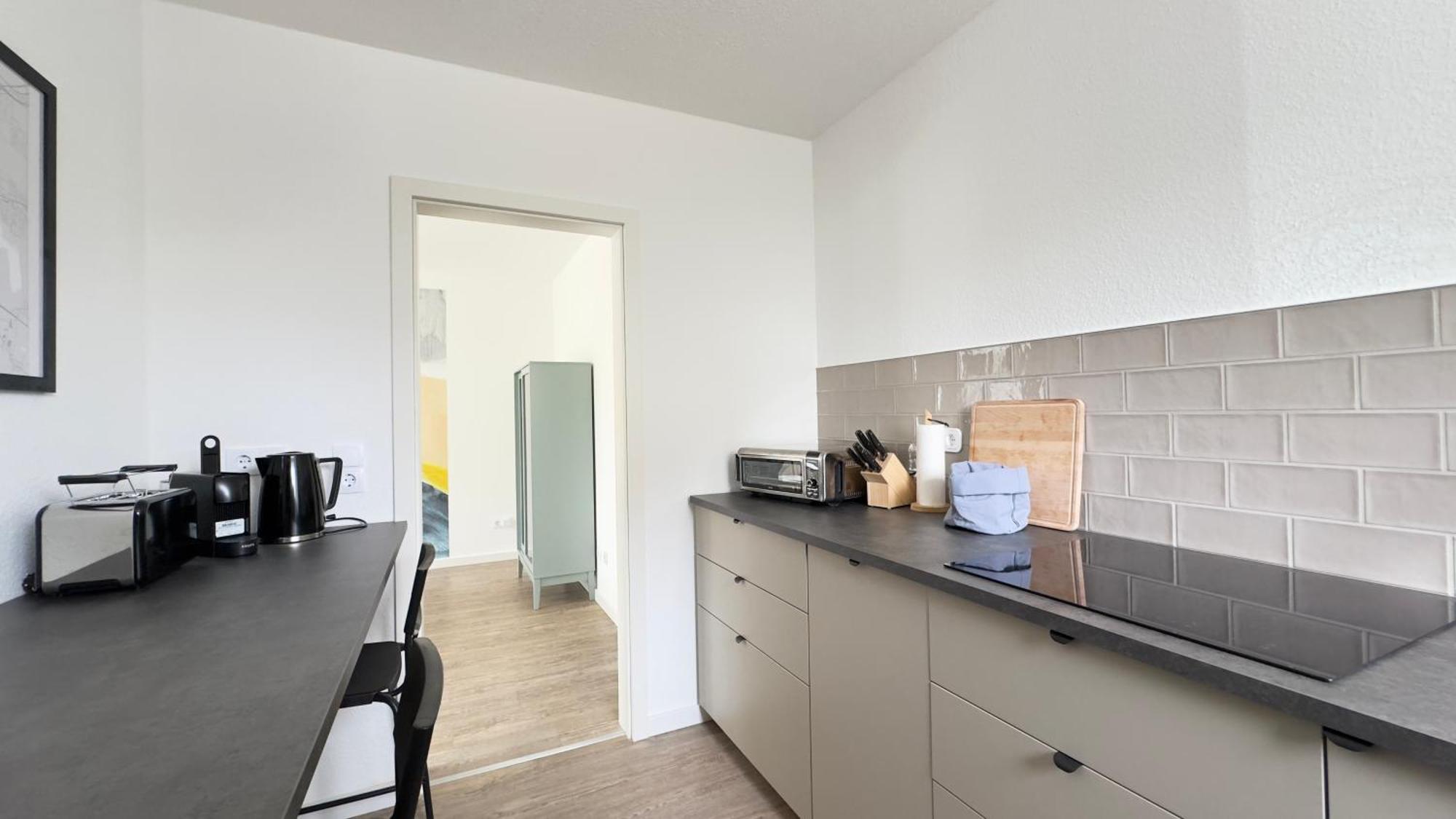 Fewo Am Park - 4P, Boxspringbett, Balkon, Smarttv, Gesundbrunnen, Familienfreundlich Halle  외부 사진