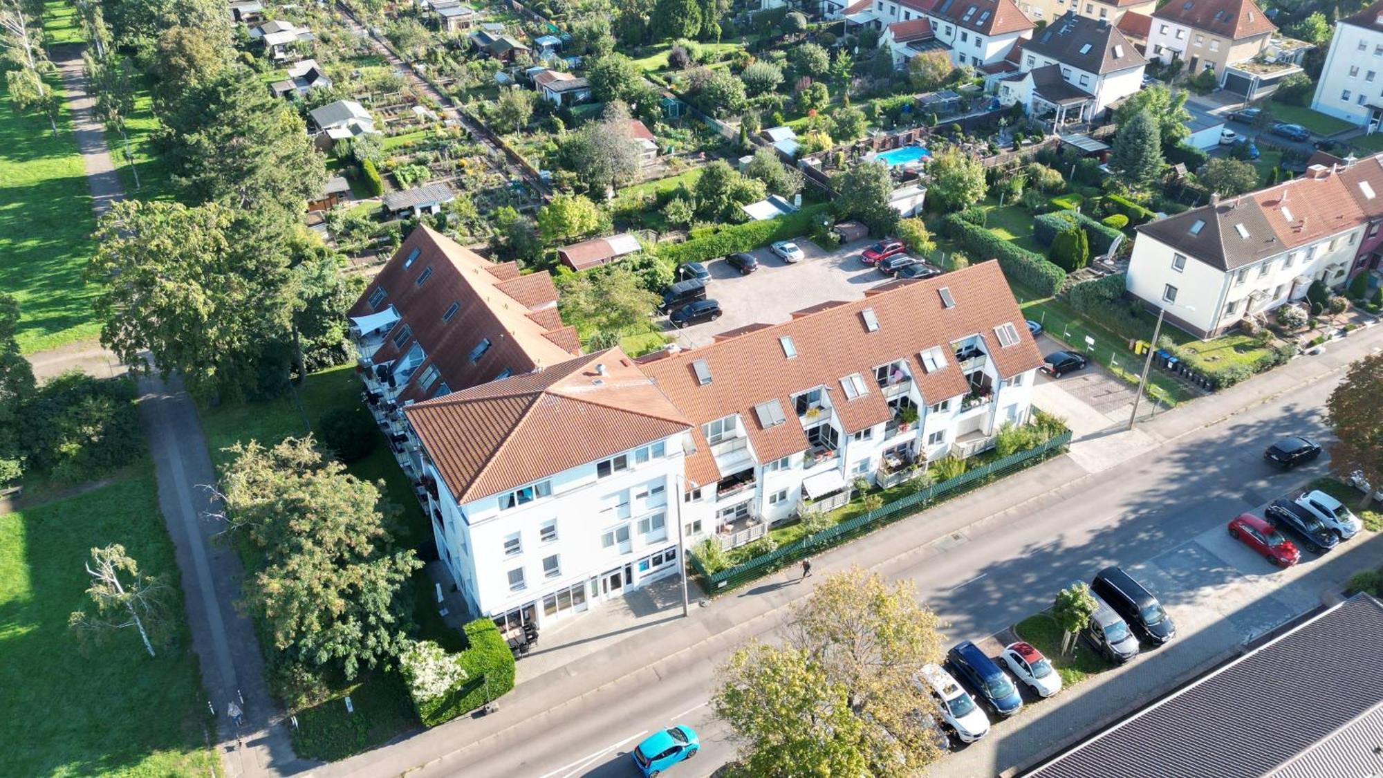 Fewo Am Park - 4P, Boxspringbett, Balkon, Smarttv, Gesundbrunnen, Familienfreundlich Halle  외부 사진